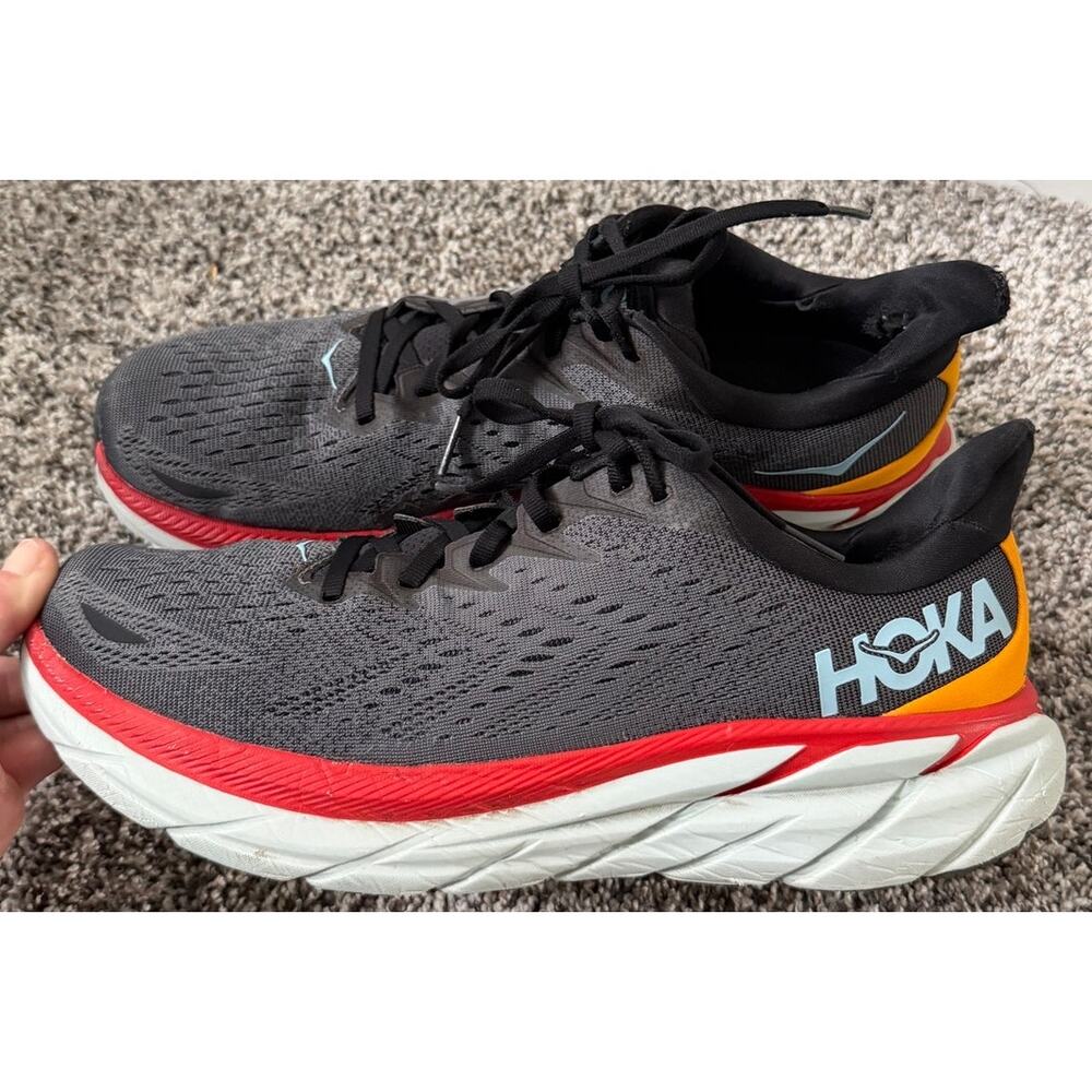 Hoka One One Clifton 8 men's size 11D